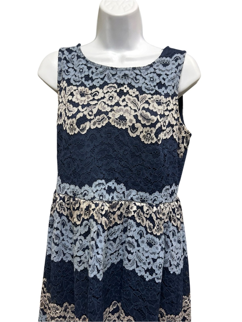 Ricki's Blue Silver Lace Lined Feminine Dress Size S - Picture 3 of 7